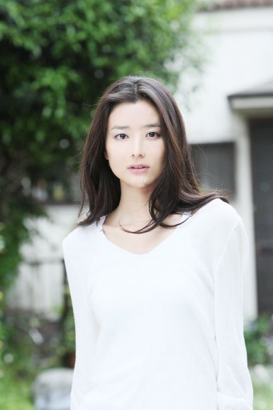 曼联欧冠连战三大顶星 已过C罗姆巴佩两关 眼前是梅西这座大山_完美体育赛事官方(图2) 完美体育官网